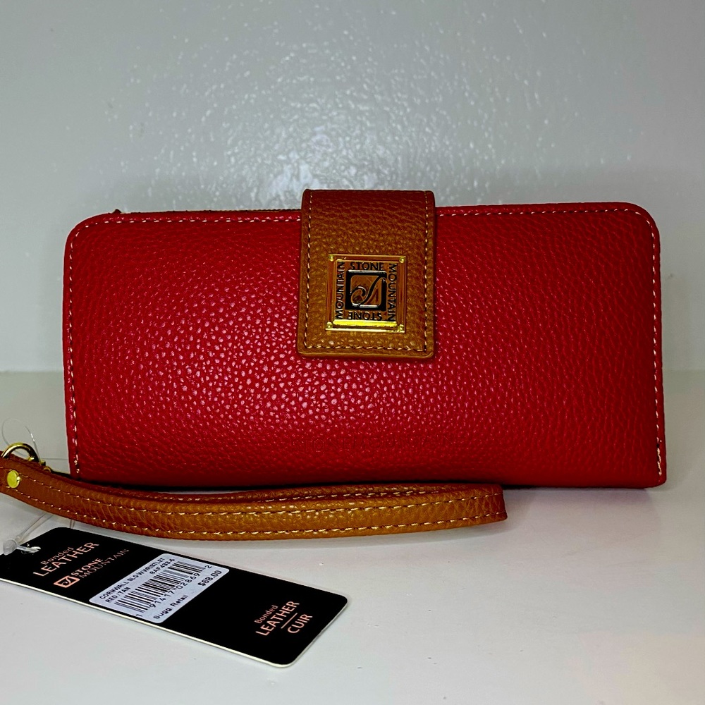 Stone Mountain wristlet/wallet